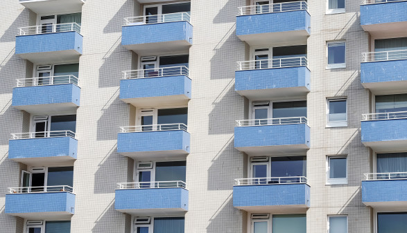 Fassade einer großen Hotelanlage